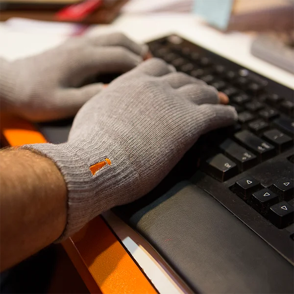 Circulation Gloves - Image 2